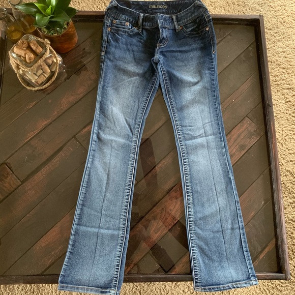 Maurices Jeans - Picture 3 of 4